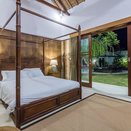 Villa Deh Simba Sanur Exteriör bild