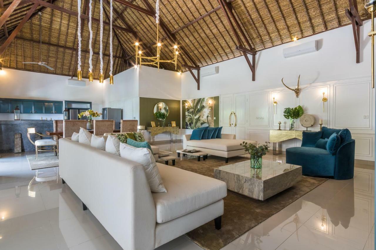 Villa Deh Simba Sanur Exteriör bild