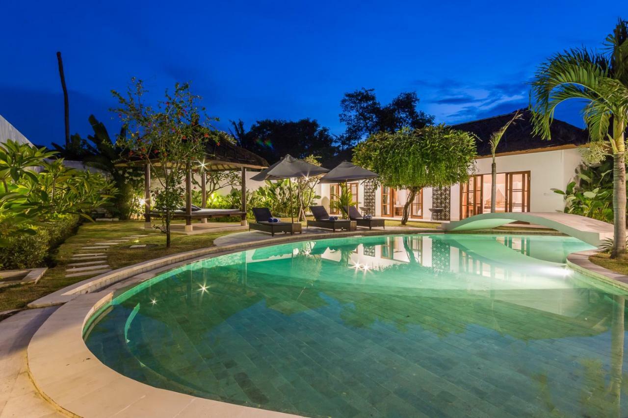 Villa Deh Simba Sanur Exteriör bild