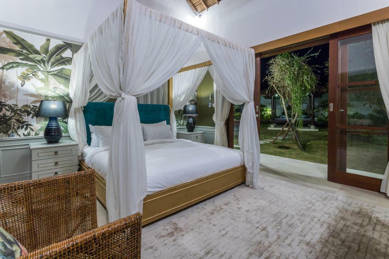 Villa Deh Simba Sanur Exteriör bild